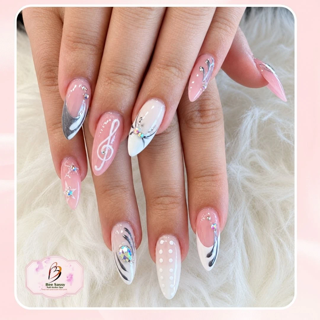 Halloween Nail Art Oct 22 2026
